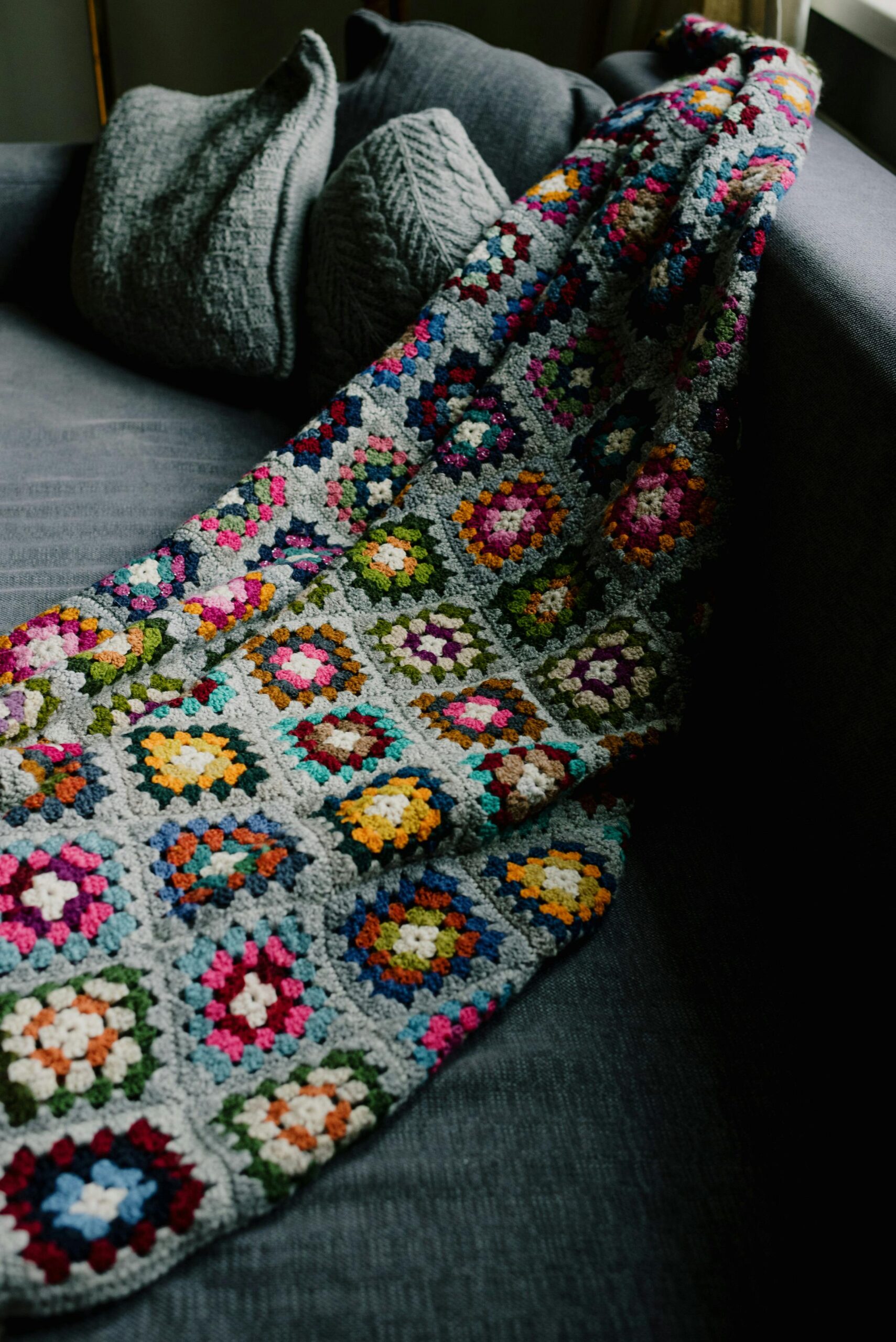 Crochet patterns and yarn